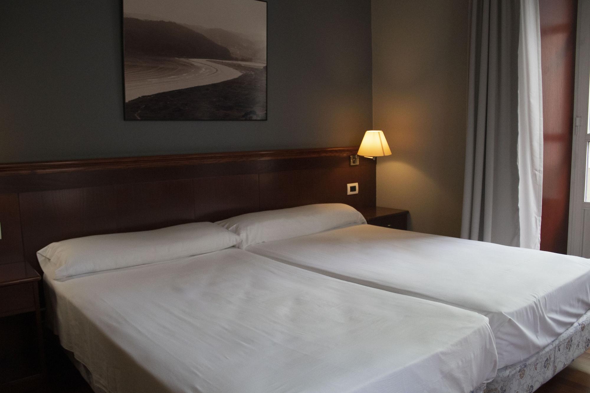 Hotel Alda El Suizo Φερόλ Εξωτερικό φωτογραφία