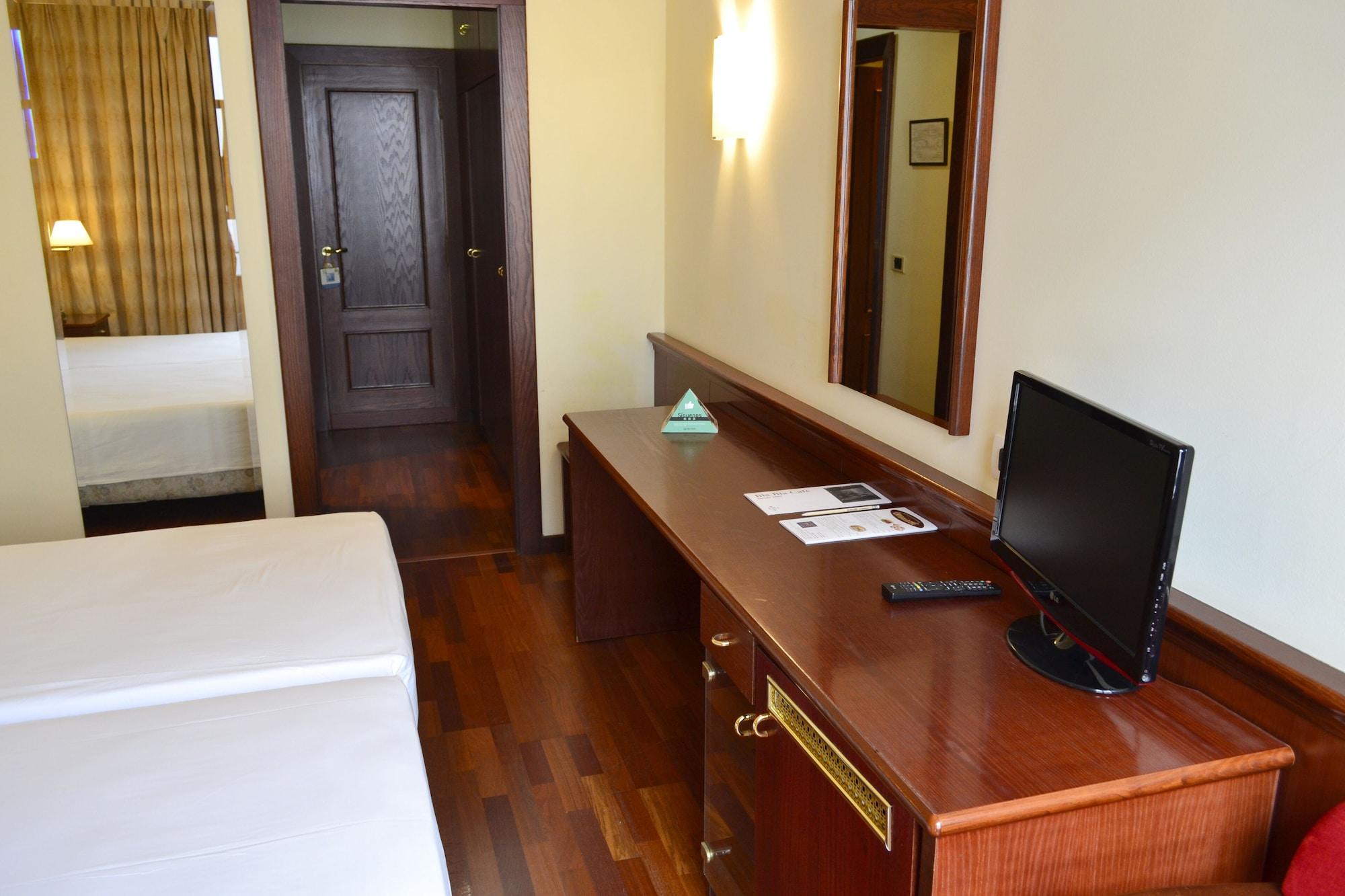 Hotel Alda El Suizo Φερόλ Εξωτερικό φωτογραφία